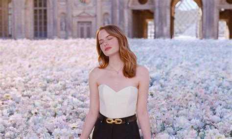 louis vuitton coeur battant pubblicità|Louis Vuitton Emma Stone: Cœur Battant, la nuova campagna.